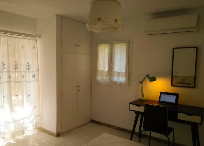 公寓 House With Garden Near The Sea *