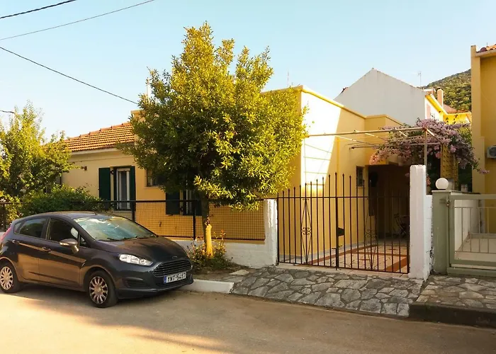 House With Garden Near The Sea Agia Efimia