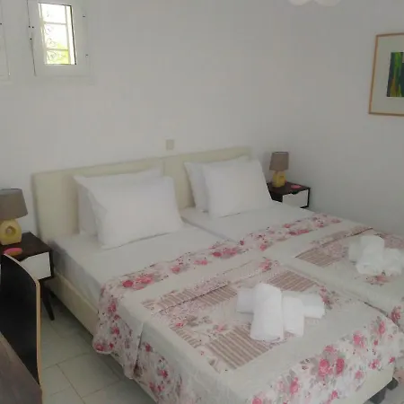 House With Garden Near The Sea Agia Efimia