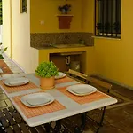 Apartman House With Garden Near The Sea Ajía Effimía