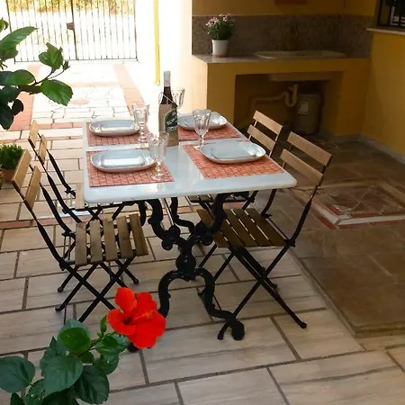 House With Garden Near The Sea * Agia Efimia