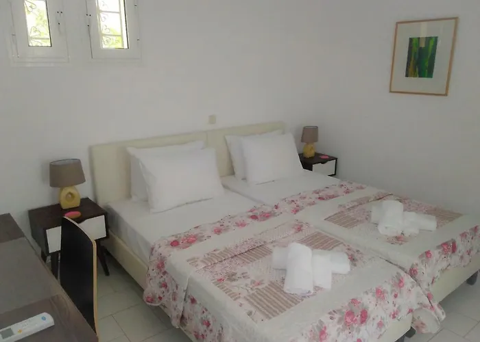 House With Garden Near The Sea Agia Efimia